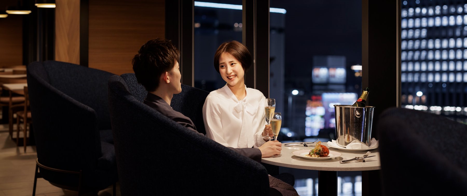 ブッフェ料理イメージ